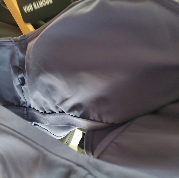 NWT Padded Sports bra crop top 3 pack size XXL - Picture 4 of 4